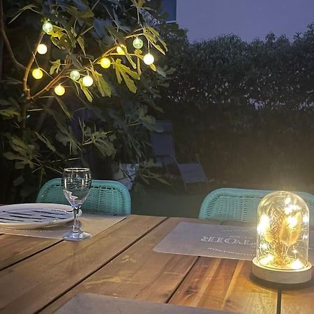 Tres Bel Appartement Contemporain Et Calme Fréjus Exterior foto
